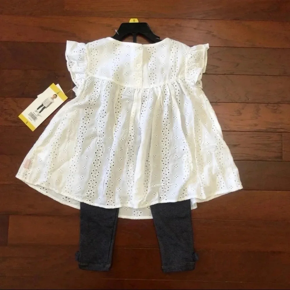 BCBGirls 2pcs Outfit Matching Set NWT 5T White cotton top with black tig…